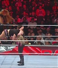 WWE_Monday_Night_Raw_2022_12_05_720p_HDTV_x264-NWCHD_mp4_007424942.jpg