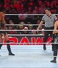 WWE_Monday_Night_Raw_2022_12_19_720p_HDTV_x264-NWCHD_mp4_005811410.jpg