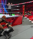 WWE_Monday_Night_Raw_2022_12_19_720p_HDTV_x264-NWCHD_mp4_005980779.jpg