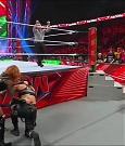 WWE_Monday_Night_Raw_2022_12_19_720p_HDTV_x264-NWCHD_mp4_005981179.jpg