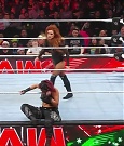WWE_Monday_Night_Raw_2022_12_19_720p_HDTV_x264-NWCHD_mp4_005987185.jpg