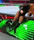 WWE_Monday_Night_Raw_2022_12_19_720p_HDTV_x264-NWCHD_mp4_005996394.jpg