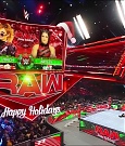 WWE_Monday_Night_Raw_2022_12_19_720p_HDTV_x264-NWCHD_mp4_006009108.jpg