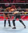 WWE_Monday_Night_Raw_2022_12_19_720p_HDTV_x264-NWCHD_mp4_006021920.jpg