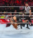 WWE_Monday_Night_Raw_2022_12_19_720p_HDTV_x264-NWCHD_mp4_006114646~0.jpg