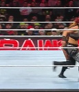 WWE_Monday_Night_Raw_2022_12_19_720p_HDTV_x264-NWCHD_mp4_006125858.jpg