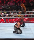 WWE_Monday_Night_Raw_2022_12_19_720p_HDTV_x264-NWCHD_mp4_006161093.jpg