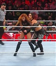 WWE_Monday_Night_Raw_2022_12_19_720p_HDTV_x264-NWCHD_mp4_006235167.jpg