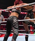 WWE_Monday_Night_Raw_2022_12_19_720p_HDTV_x264-NWCHD_mp4_006269201.jpg