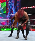 WWE_Monday_Night_Raw_2022_12_19_720p_HDTV_x264-NWCHD_mp4_006327659.jpg