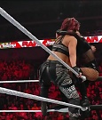 WWE_Monday_Night_Raw_2022_12_19_720p_HDTV_x264-NWCHD_mp4_006360092.jpg