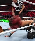 WWE_Monday_Night_Raw_2022_12_19_720p_HDTV_x264-NWCHD_mp4_006383715.jpg