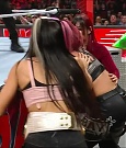 WWE_Monday_Night_Raw_2022_12_19_720p_HDTV_x264-NWCHD_mp4_006412944.jpg