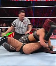 WWE_Monday_Night_Raw_2022_12_19_720p_HDTV_x264-NWCHD_mp4_006466598.jpg