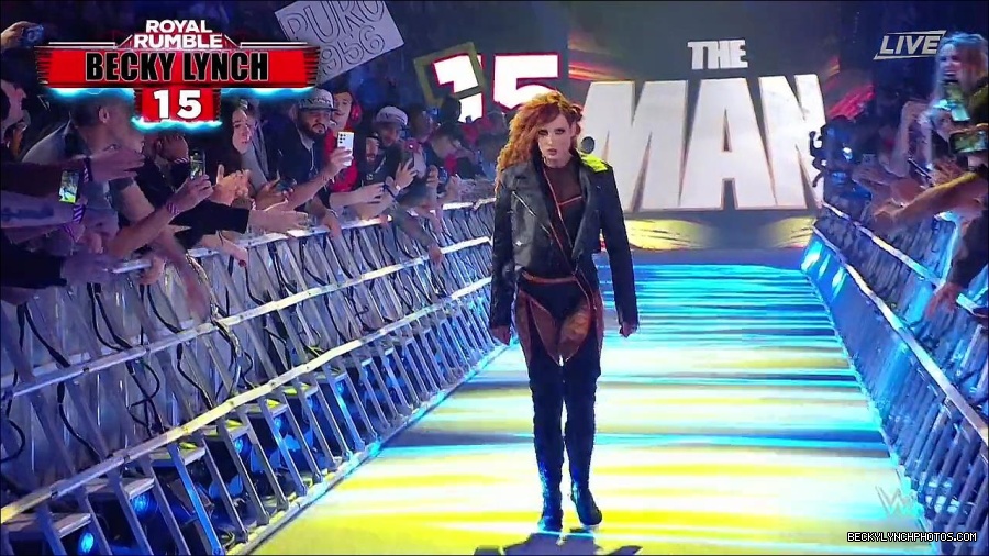 WWE_Royal_Rumble_2023_720p_WEB_h264-HEEL_mp4_009514416.jpg