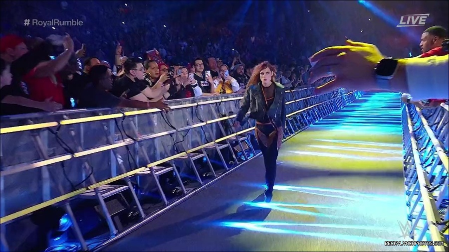 WWE_Royal_Rumble_2023_720p_WEB_h264-HEEL_mp4_009518016.jpg