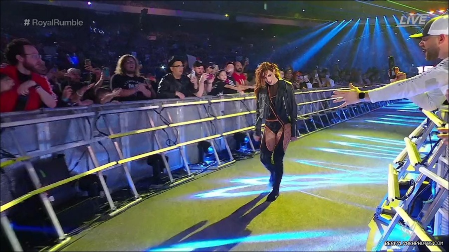 WWE_Royal_Rumble_2023_720p_WEB_h264-HEEL_mp4_009520016.jpg