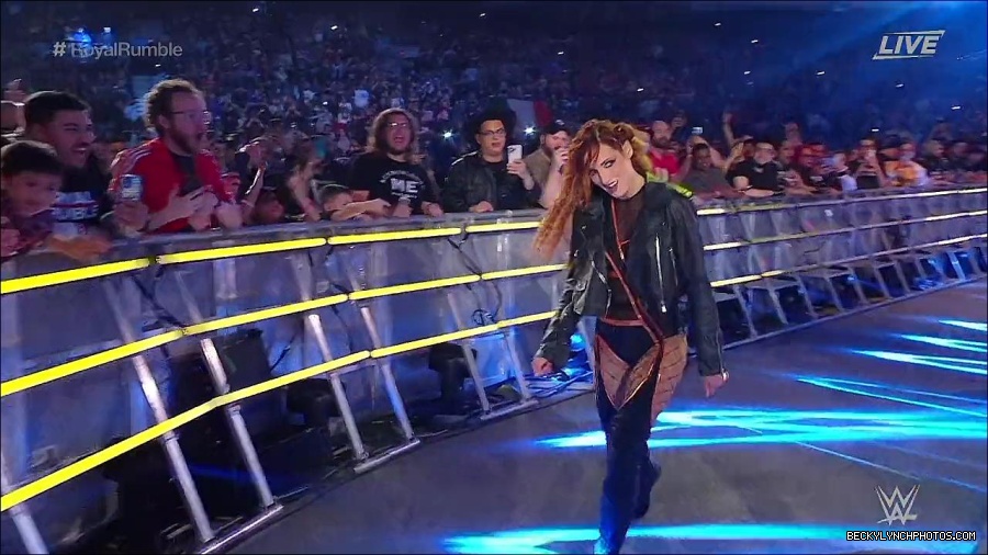 WWE_Royal_Rumble_2023_720p_WEB_h264-HEEL_mp4_009520816.jpg