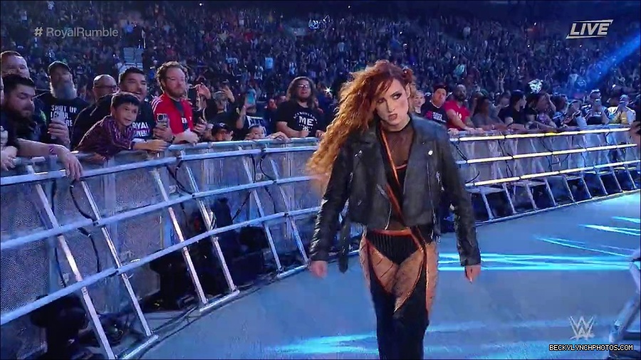 WWE_Royal_Rumble_2023_720p_WEB_h264-HEEL_mp4_009521616.jpg