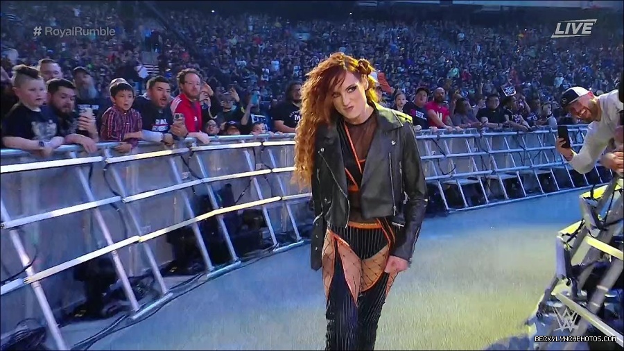 WWE_Royal_Rumble_2023_720p_WEB_h264-HEEL_mp4_009522016.jpg