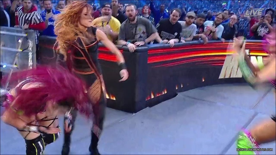 WWE_Royal_Rumble_2023_720p_WEB_h264-HEEL_mp4_009528016.jpg