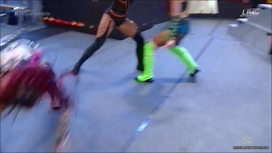 WWE_Royal_Rumble_2023_720p_WEB_h264-HEEL_mp4_009528416.jpg