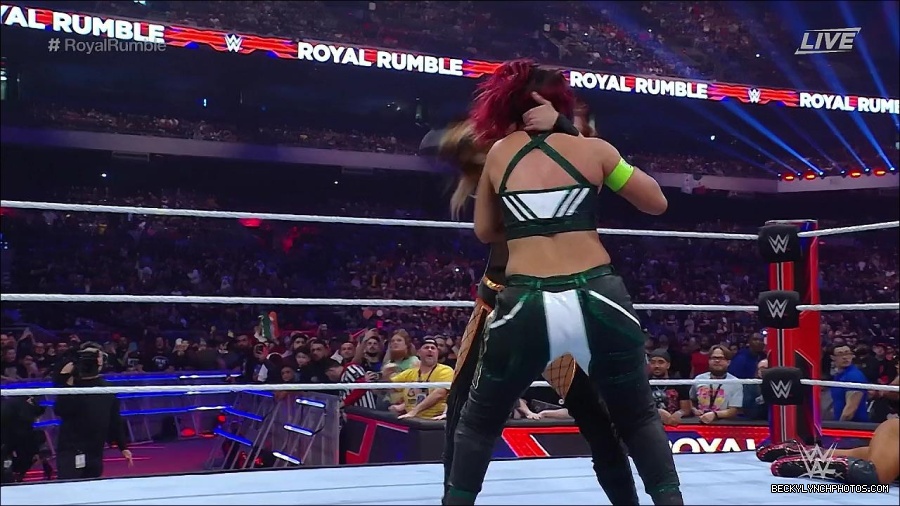 WWE_Royal_Rumble_2023_720p_WEB_h264-HEEL_mp4_009532016.jpg