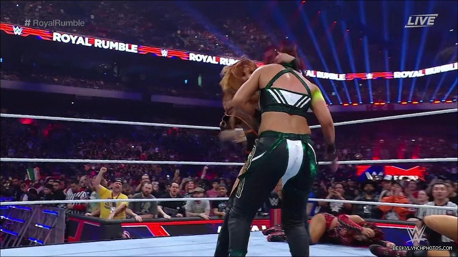 WWE_Royal_Rumble_2023_720p_WEB_h264-HEEL_mp4_009533616.jpg