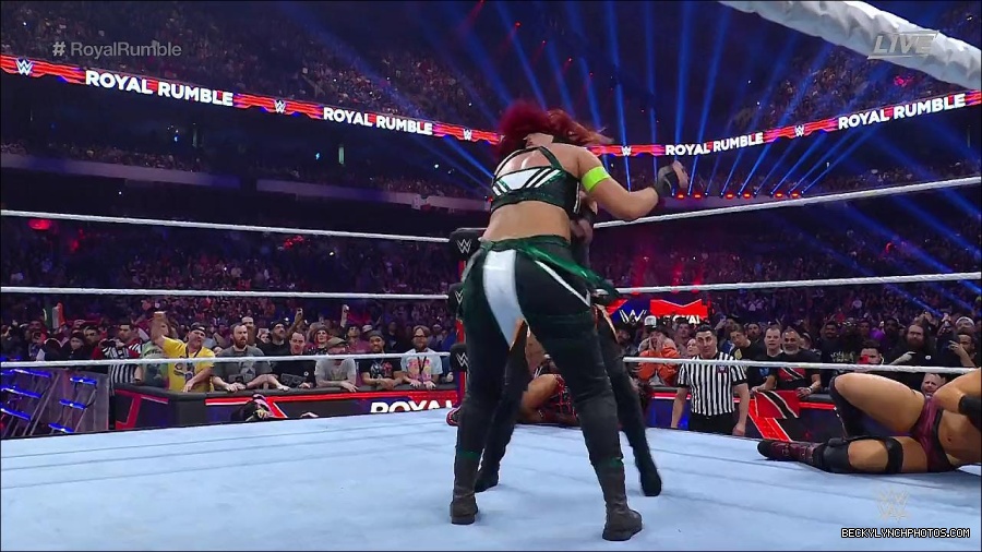 WWE_Royal_Rumble_2023_720p_WEB_h264-HEEL_mp4_009535216.jpg
