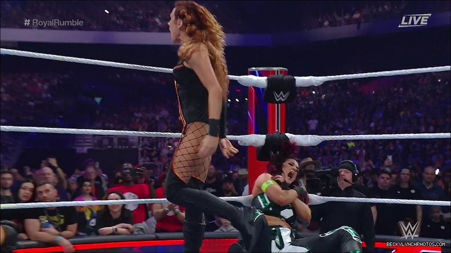 WWE_Royal_Rumble_2023_720p_WEB_h264-HEEL_mp4_009542816.jpg