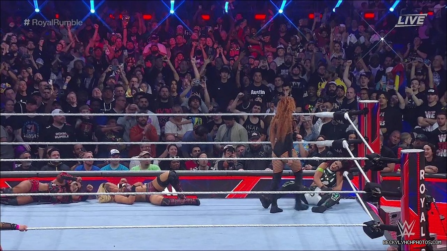 WWE_Royal_Rumble_2023_720p_WEB_h264-HEEL_mp4_009546416.jpg