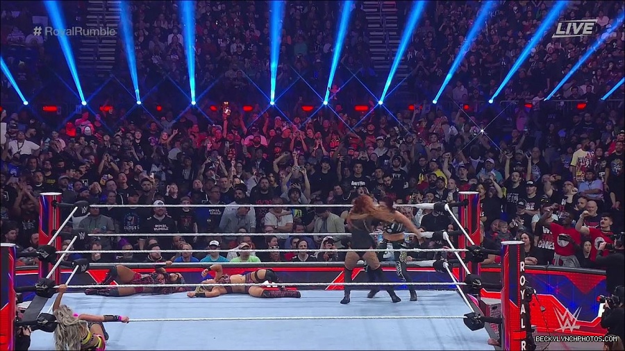 WWE_Royal_Rumble_2023_720p_WEB_h264-HEEL_mp4_009548416.jpg