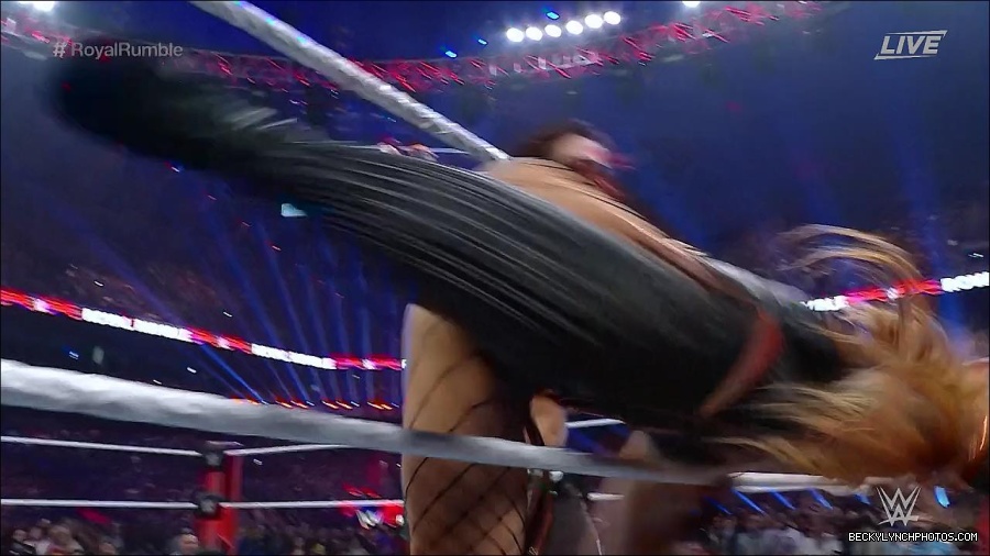 WWE_Royal_Rumble_2023_720p_WEB_h264-HEEL_mp4_009552016.jpg