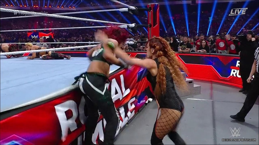 WWE_Royal_Rumble_2023_720p_WEB_h264-HEEL_mp4_009555616.jpg