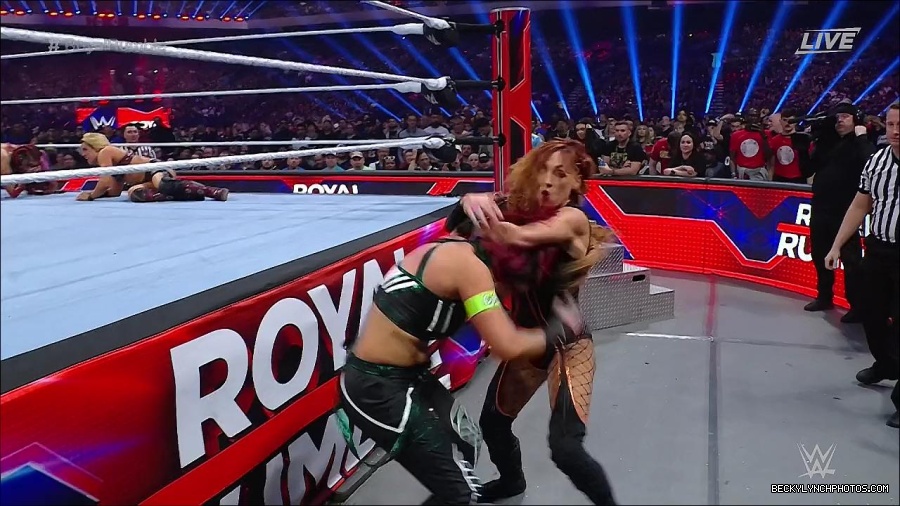 WWE_Royal_Rumble_2023_720p_WEB_h264-HEEL_mp4_009556016.jpg