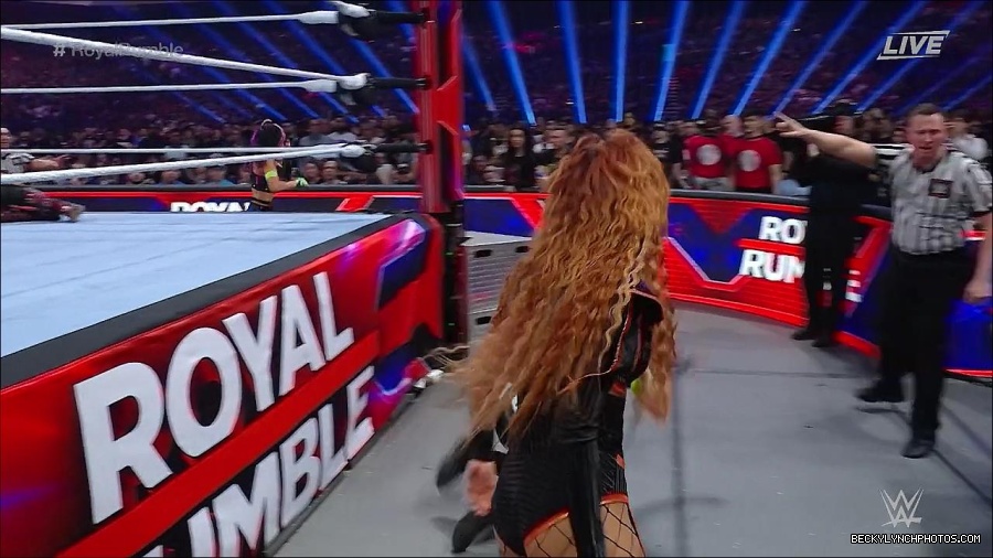 WWE_Royal_Rumble_2023_720p_WEB_h264-HEEL_mp4_009558816.jpg
