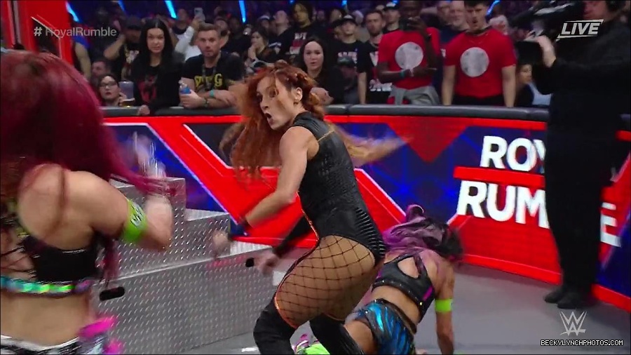 WWE_Royal_Rumble_2023_720p_WEB_h264-HEEL_mp4_009561616.jpg
