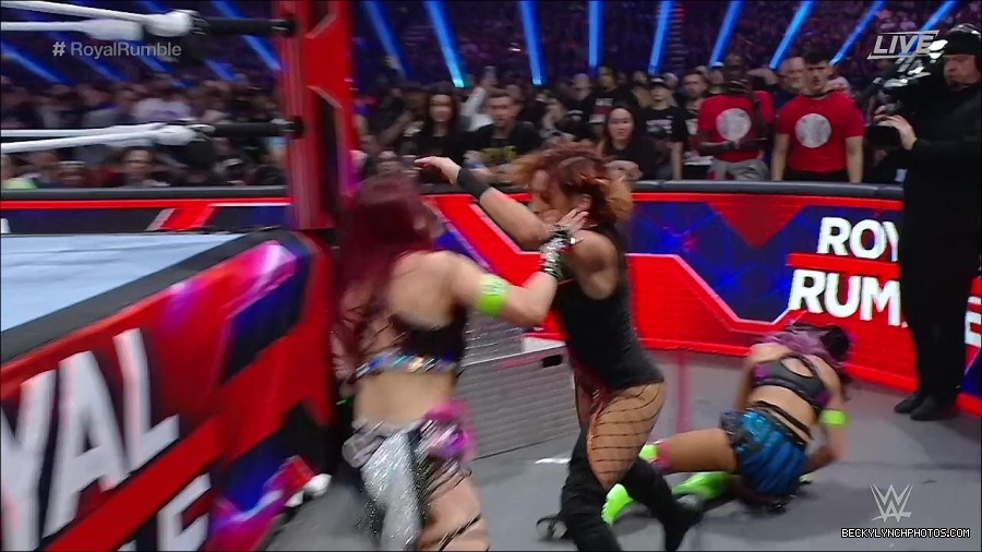 WWE_Royal_Rumble_2023_720p_WEB_h264-HEEL_mp4_009562016.jpg