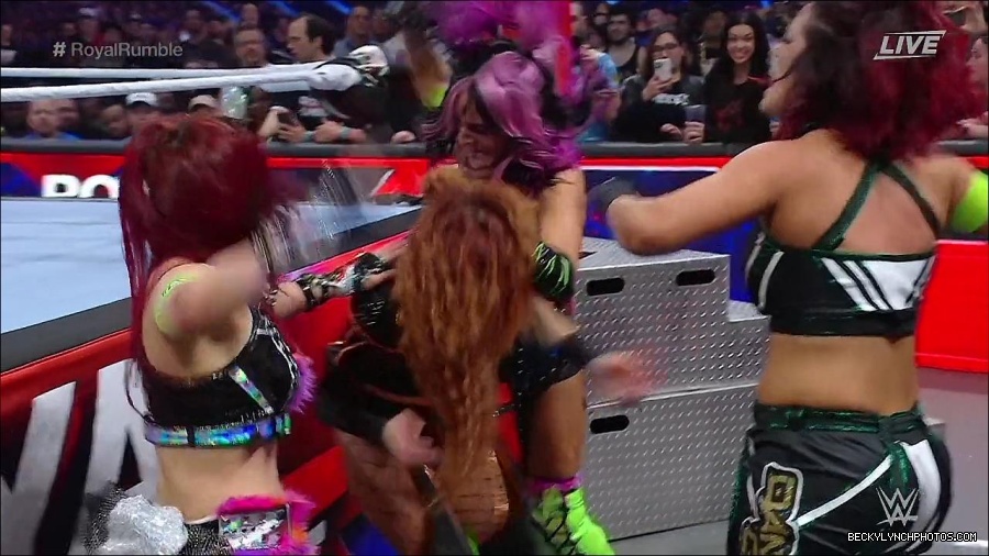WWE_Royal_Rumble_2023_720p_WEB_h264-HEEL_mp4_009567216.jpg