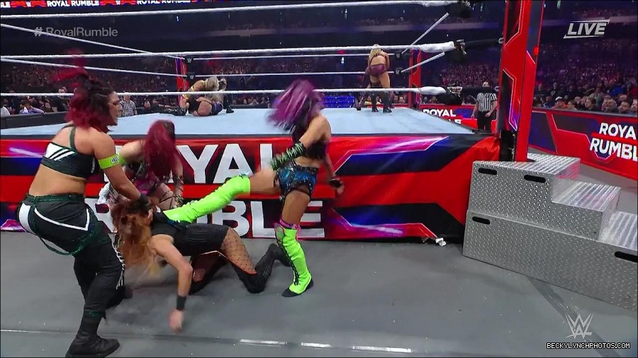 WWE_Royal_Rumble_2023_720p_WEB_h264-HEEL_mp4_009570816.jpg