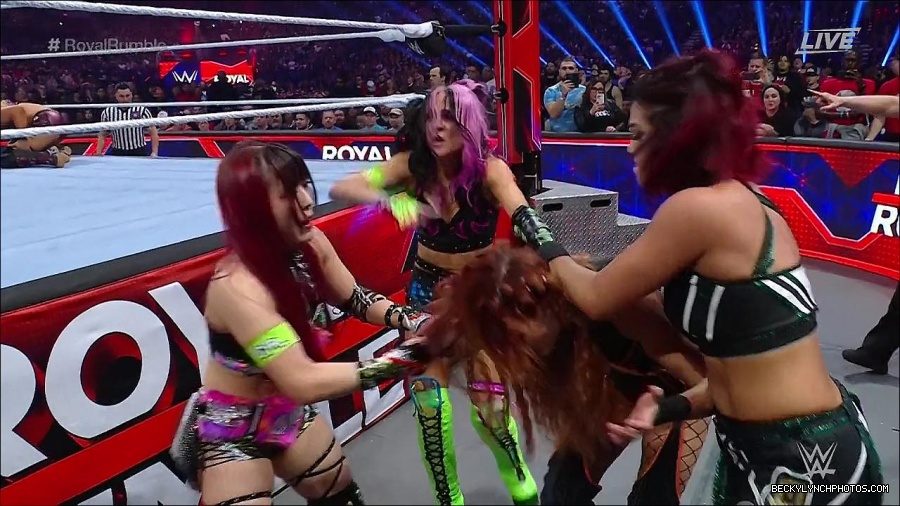WWE_Royal_Rumble_2023_720p_WEB_h264-HEEL_mp4_009572816.jpg
