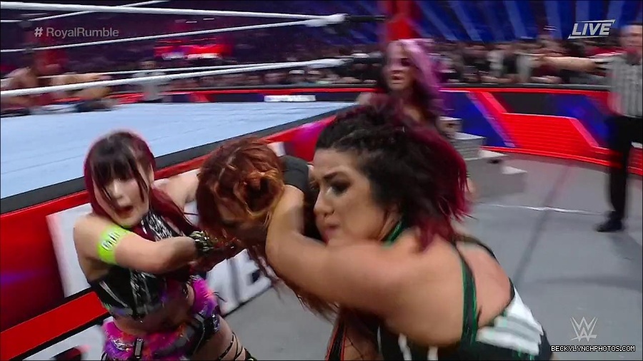 WWE_Royal_Rumble_2023_720p_WEB_h264-HEEL_mp4_009573616.jpg