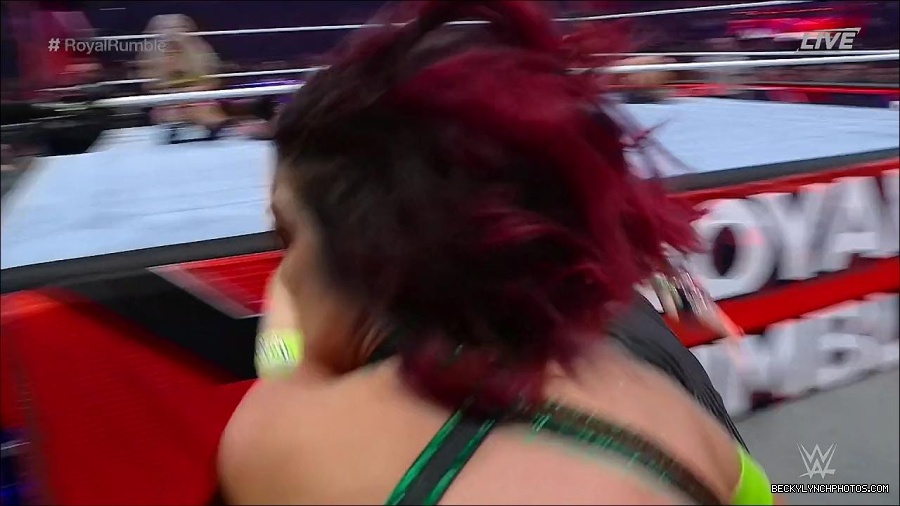 WWE_Royal_Rumble_2023_720p_WEB_h264-HEEL_mp4_009574016.jpg