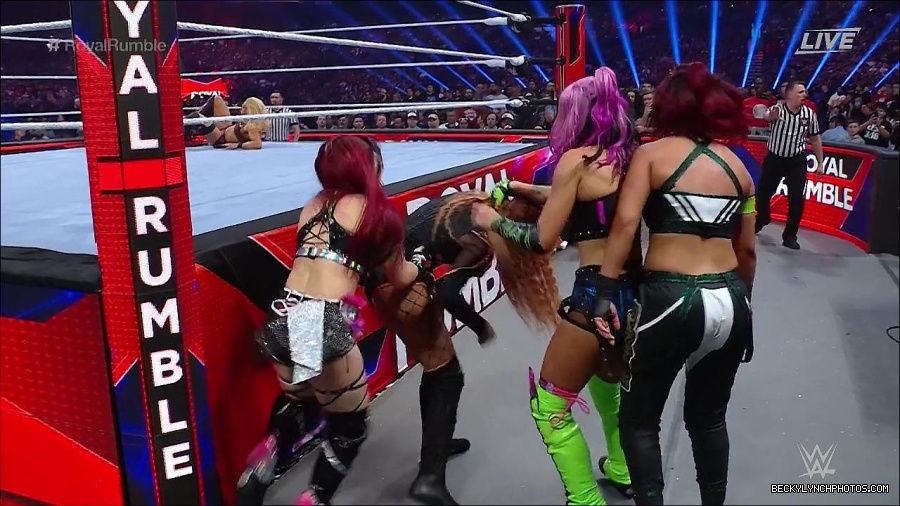 WWE_Royal_Rumble_2023_720p_WEB_h264-HEEL_mp4_009582416.jpg