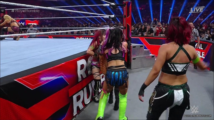 WWE_Royal_Rumble_2023_720p_WEB_h264-HEEL_mp4_009584816.jpg
