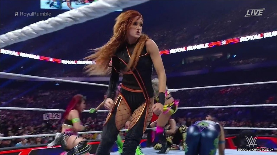 WWE_Royal_Rumble_2023_720p_WEB_h264-HEEL_mp4_010055950.jpg