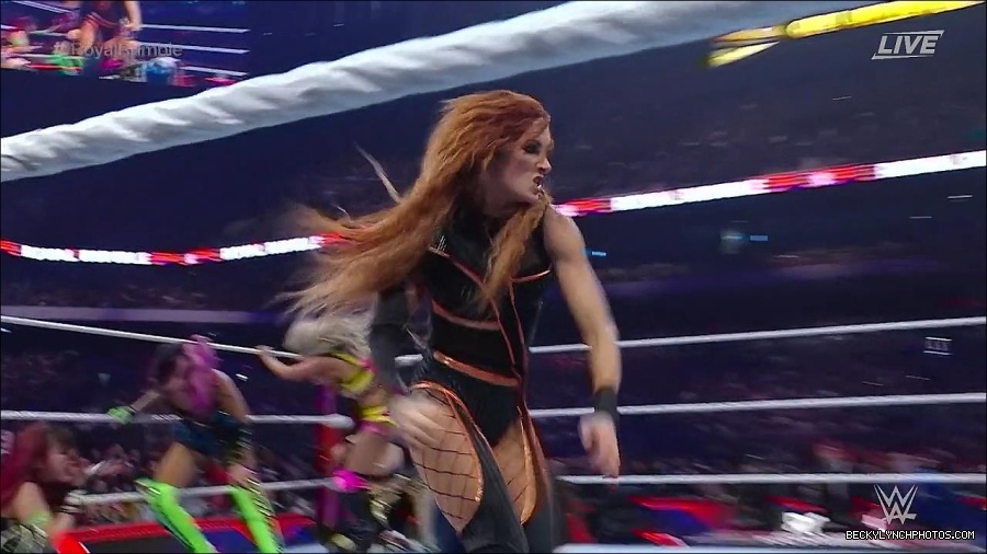 WWE_Royal_Rumble_2023_720p_WEB_h264-HEEL_mp4_010056350.jpg