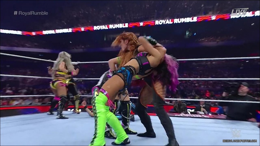 WWE_Royal_Rumble_2023_720p_WEB_h264-HEEL_mp4_010065950.jpg