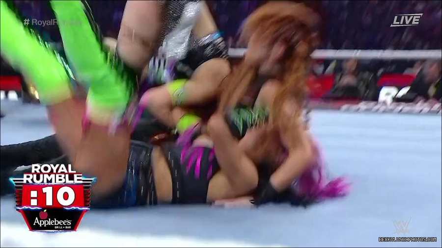 WWE_Royal_Rumble_2023_720p_WEB_h264-HEEL_mp4_010069150.jpg