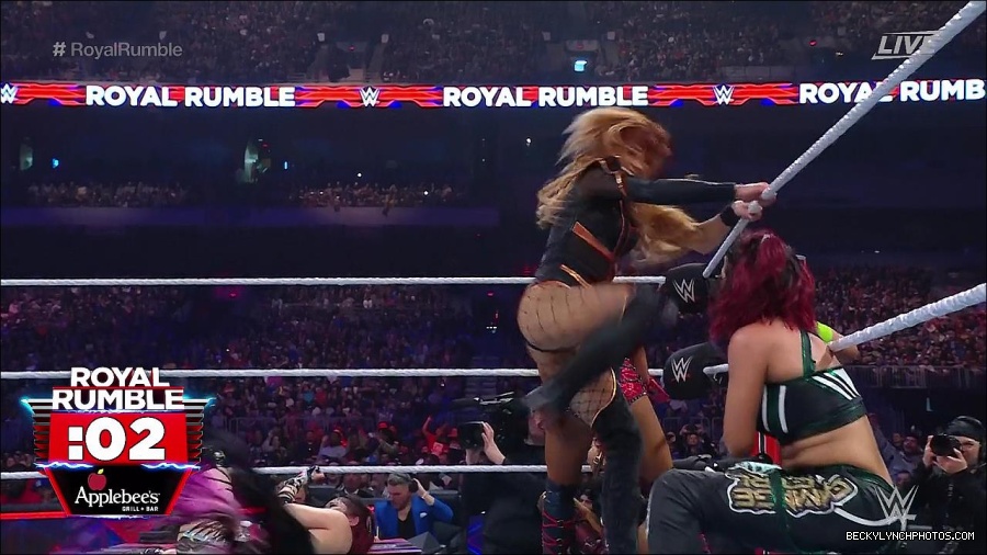 WWE_Royal_Rumble_2023_720p_WEB_h264-HEEL_mp4_010076750.jpg